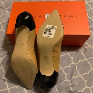 Ivanka Trump Beige/black High heels